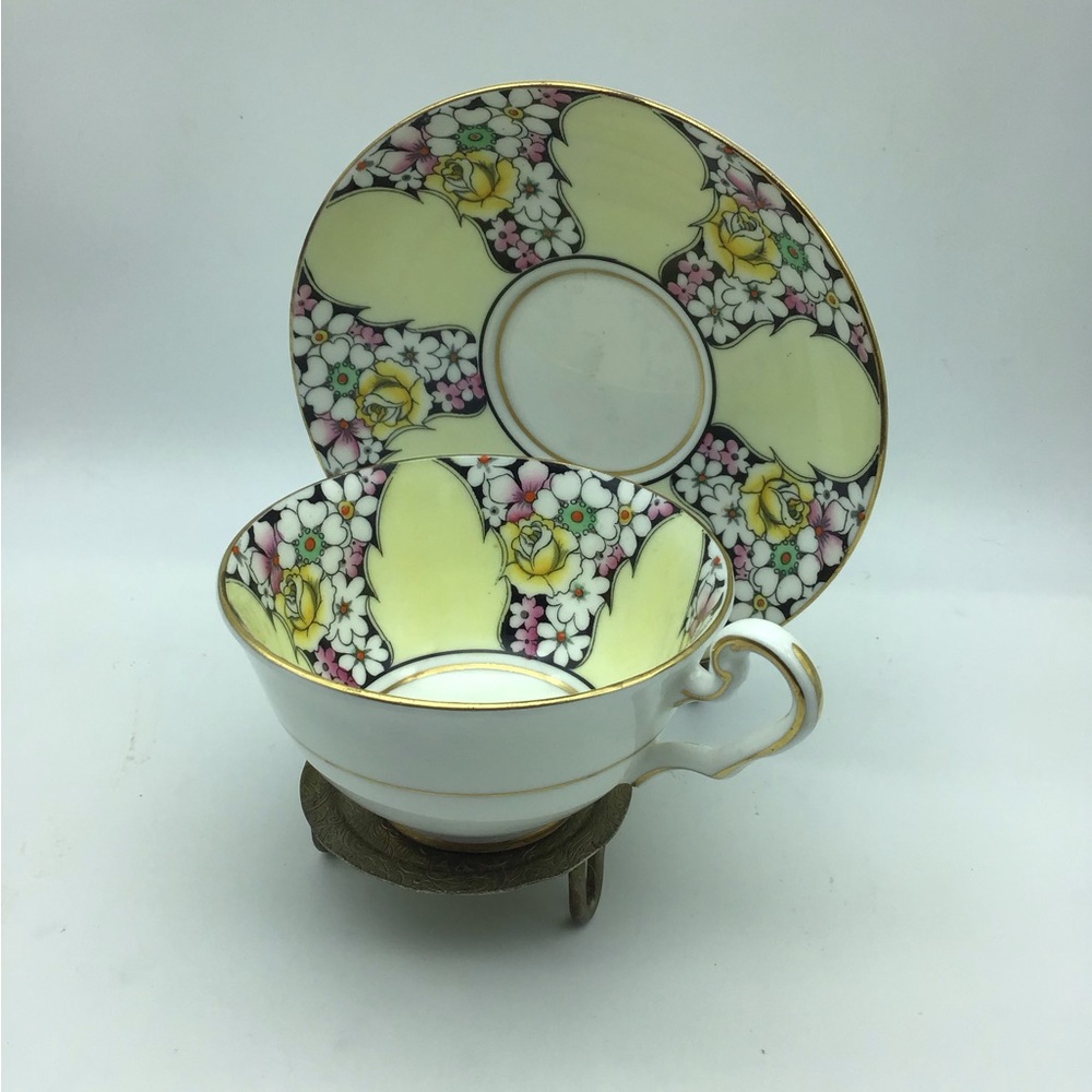 Vintage C&E Victoria tea cup and saucer. “Floretta”